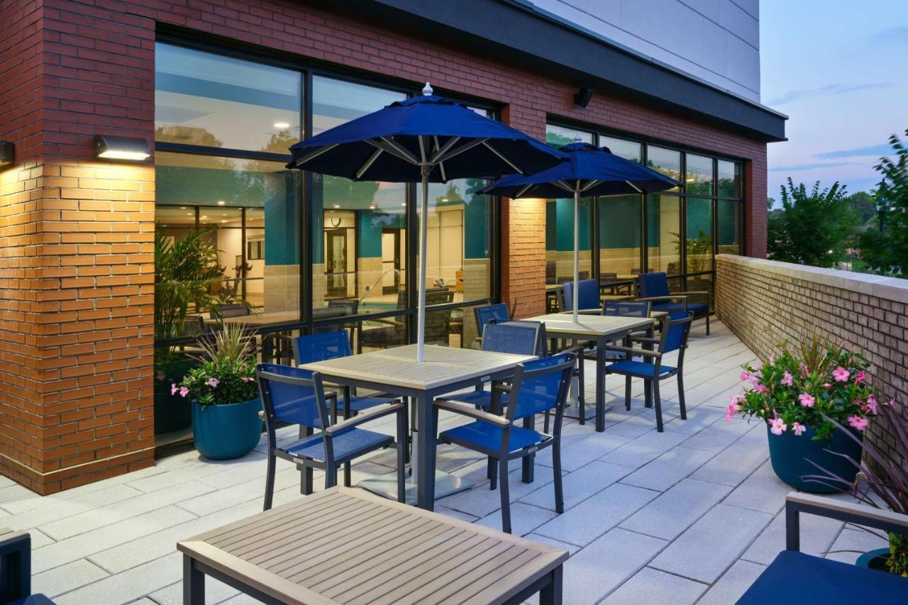 Hampton Inn Towson Downtown ภายนอก รูปภาพ