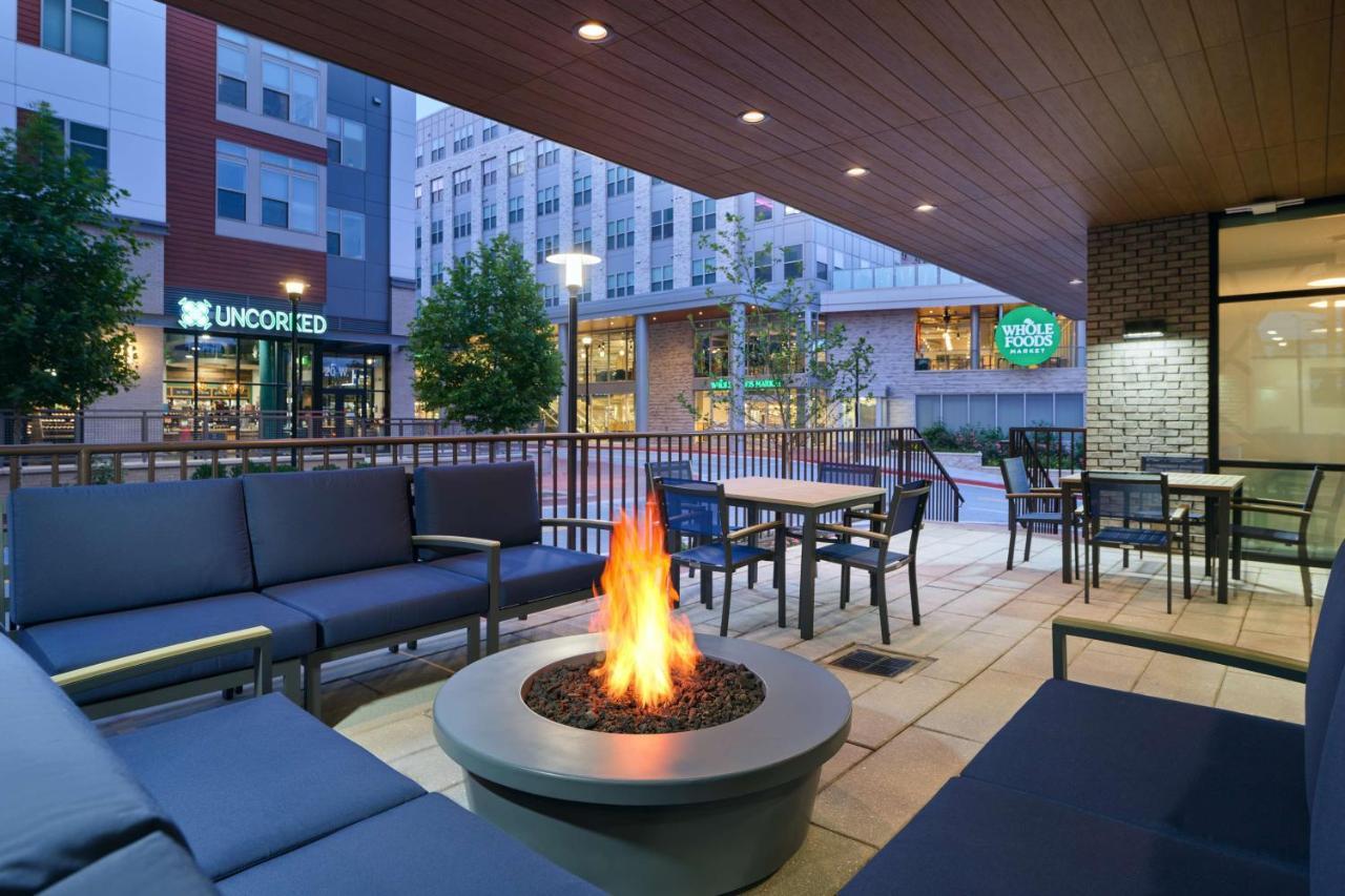 Hampton Inn Towson Downtown ภายนอก รูปภาพ